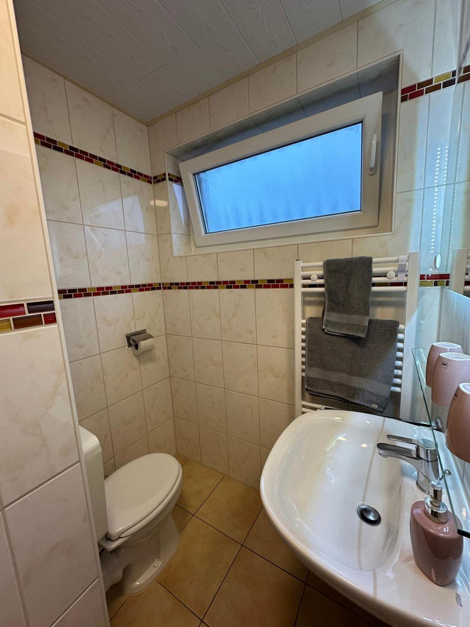Ferienwohnung Haus Boje "Knurrhahn" Neuharlingersiel Zewnętrze zdjęcie